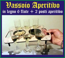 Vassoio porta flute legno e plexiglass personalizzato dimensioni: altezza 19 cm. - larghezza 29 cm. spessore 5 mm.